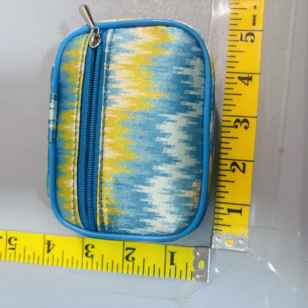 Weekly Travel Pill Organizer Case Blue Green Zip Close Medicine Holder New